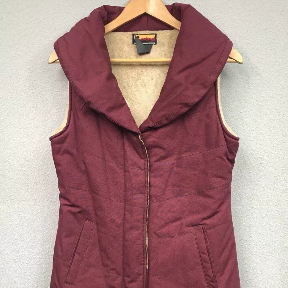 Brooklyn Industries Cotton Vest Faux Fur Line